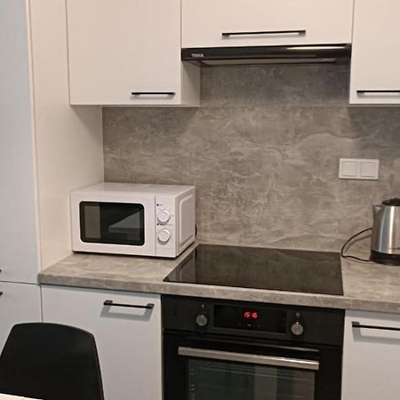Apartment Z Ogrodkiem Na Warszawskiej Woli Warszawa Eksteriør billede