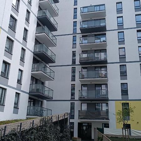 Apartment Z Ogrodkiem Na Warszawskiej Woli Warszawa Eksteriør billede